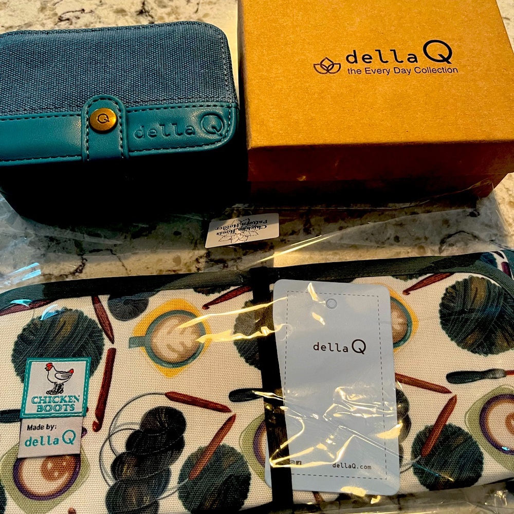 NEW Della Q Buddy Case and Pattern Holder